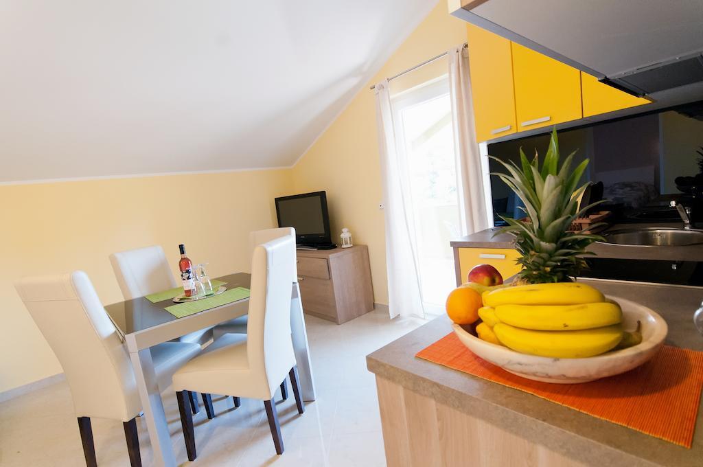 Apartments Mirjana Zadar Room photo